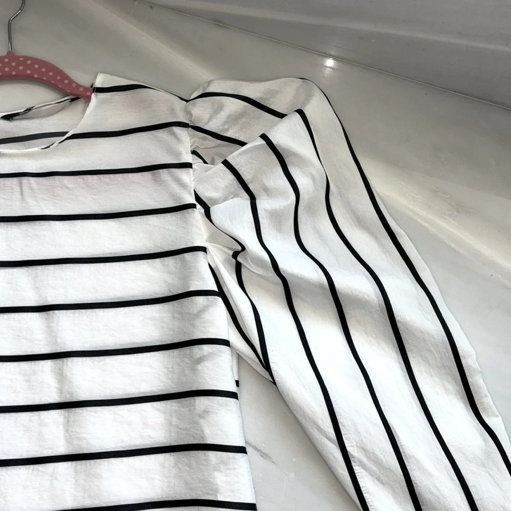 Zara white w/ black stripe long sleeve puff shoulder blouse, size M